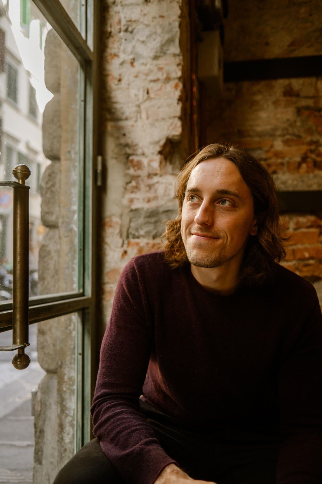 A Journey back to traditional painting with Sam McKinnon